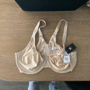 Wacoal Basic Beauty Full Figure Seamless Underwire Bra